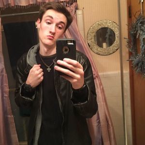 Meet your Posher, Roy